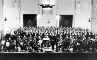 1943. június 9, a zenekar a Kultúrpalotában, valószínűleg Balassa Kálmán vezényel