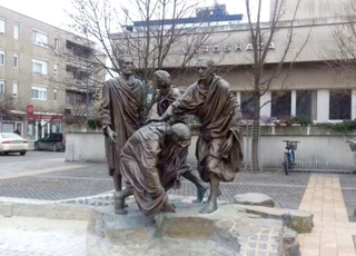 Szombathelyi polgárok szoborcsoport